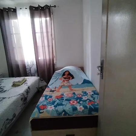 Chambre Privee Cousine Commune *